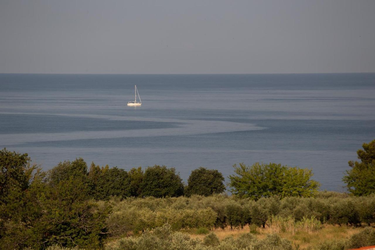 Zuri-Sea Wiev Zambratija Kültér fotó